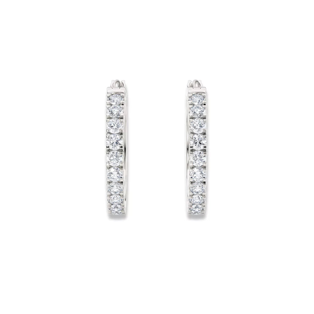 Øreringer med 2,20 carat diamanter i hvitt gull