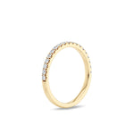 Alliansering i gult gull 0,26 ct sett fra siden – stående