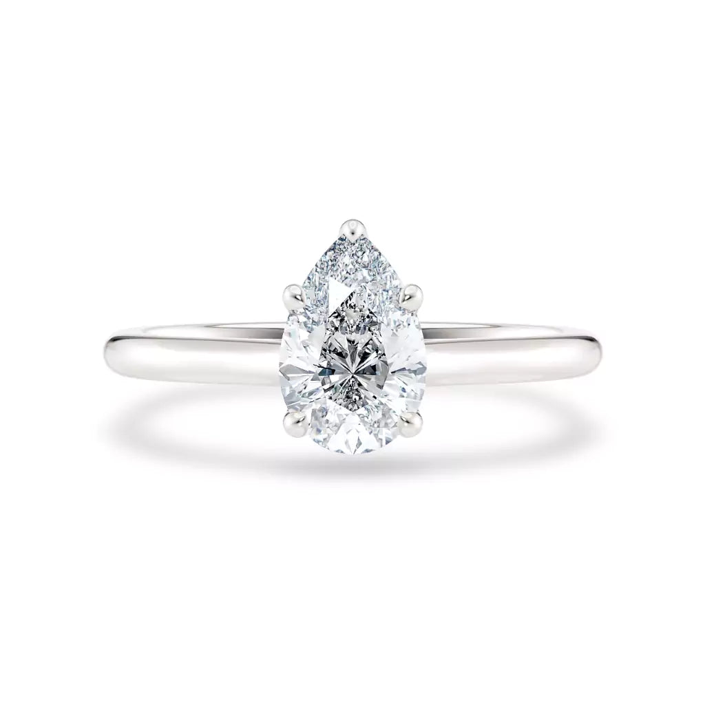 Diamantring dråpe hvitt gull 1 ct lab diamant, vist liggende forfra, designet av Hartwell.