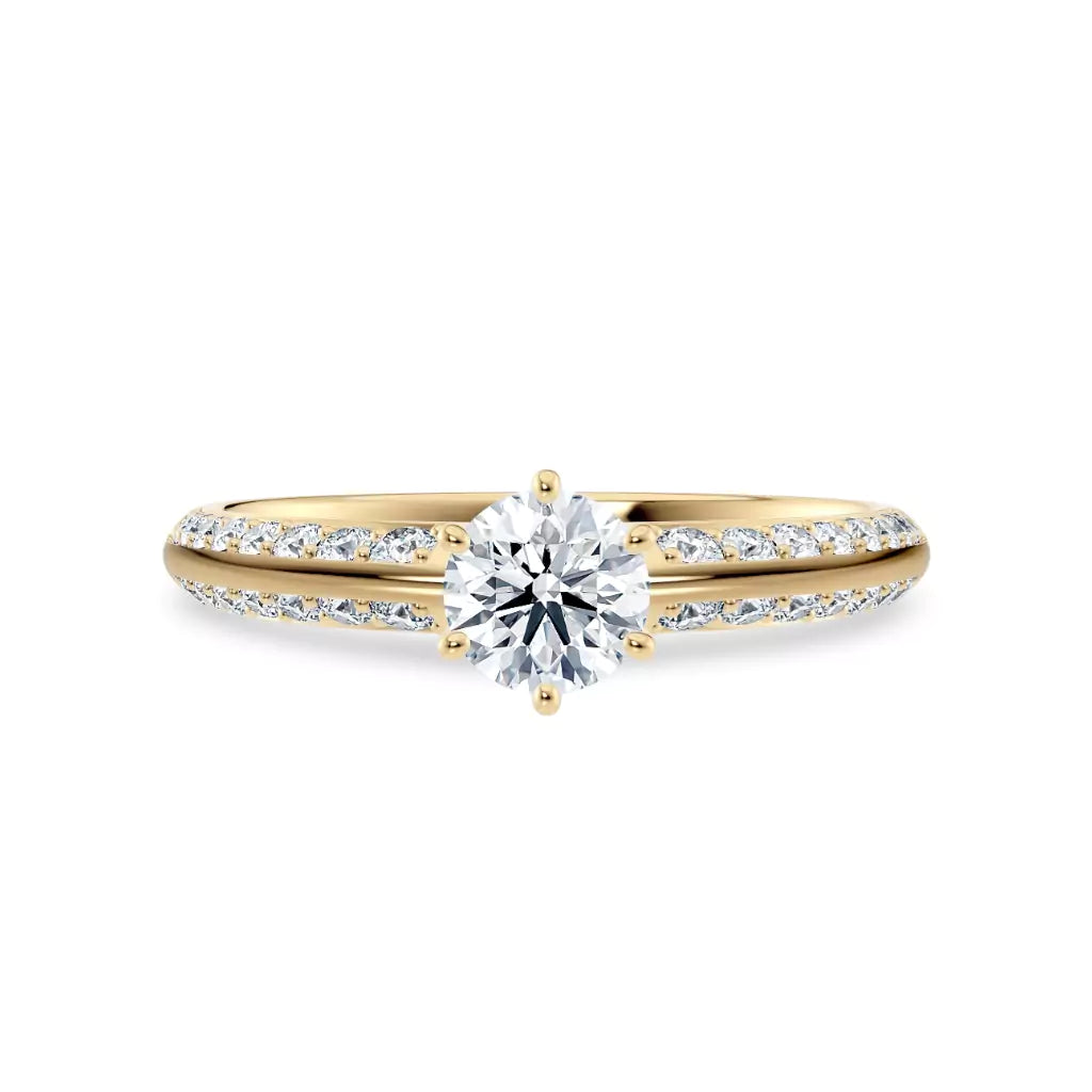 Diamantring tapered pavé gult gull med 0,90 ct med lab-diamant, vist liggende forfra, designet av Hartwell.
