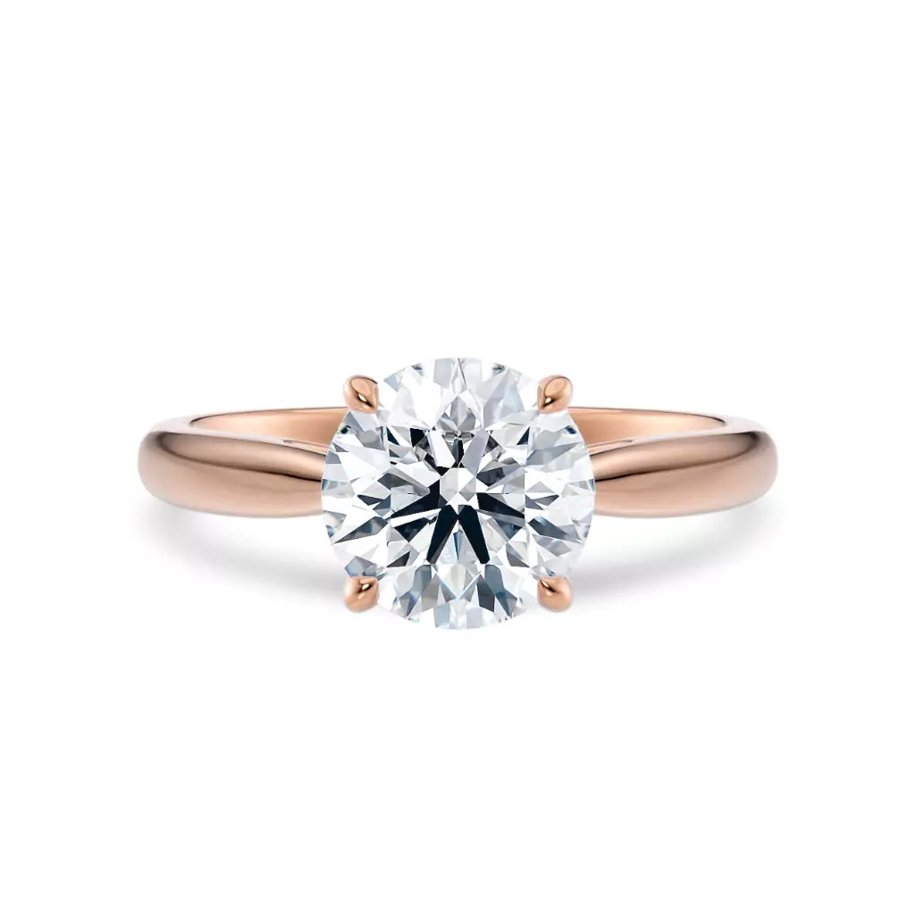 Diamantring tapered i roségull med en 2,00 ct lab diamant vist liggende forfra, designet av Hartwell.