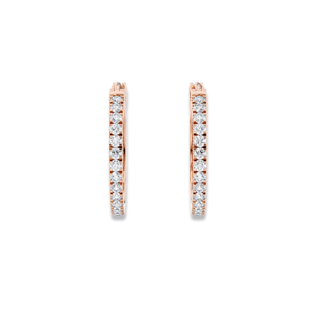 Hoops øredobber i roségull med 1,20 ct diamanter – sett forfra.