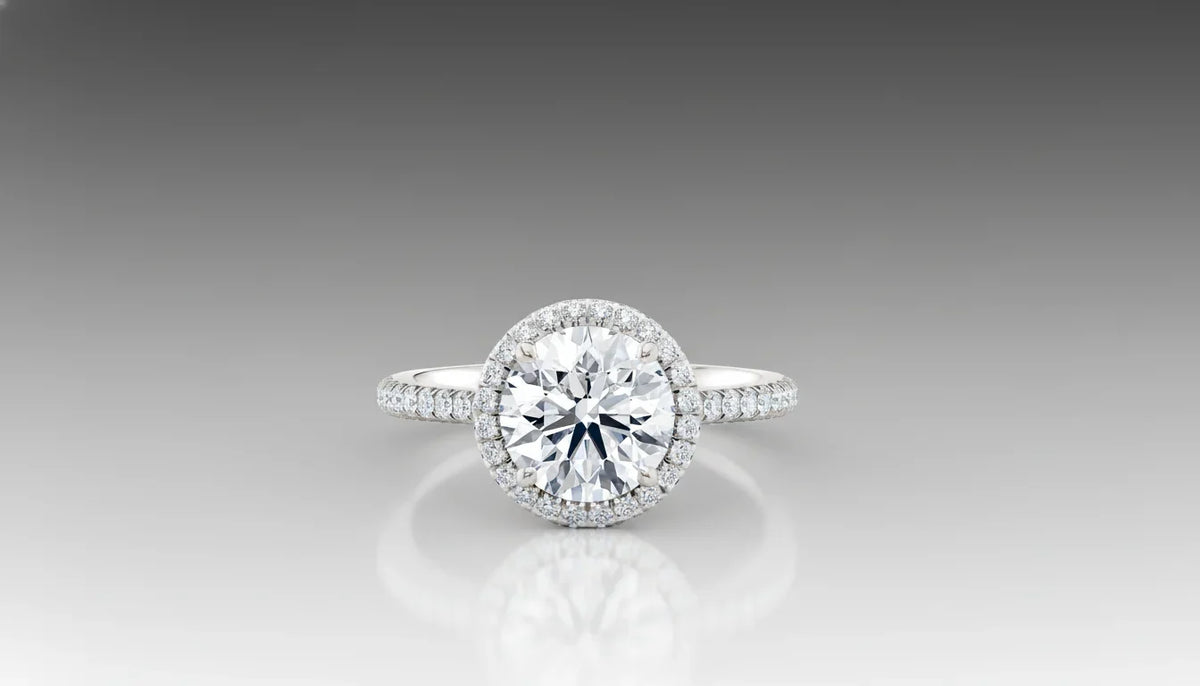 Slik vasker du gullsmykker og diamantringer hjemme – trygg og enkel steg-for-steg rengjøring.