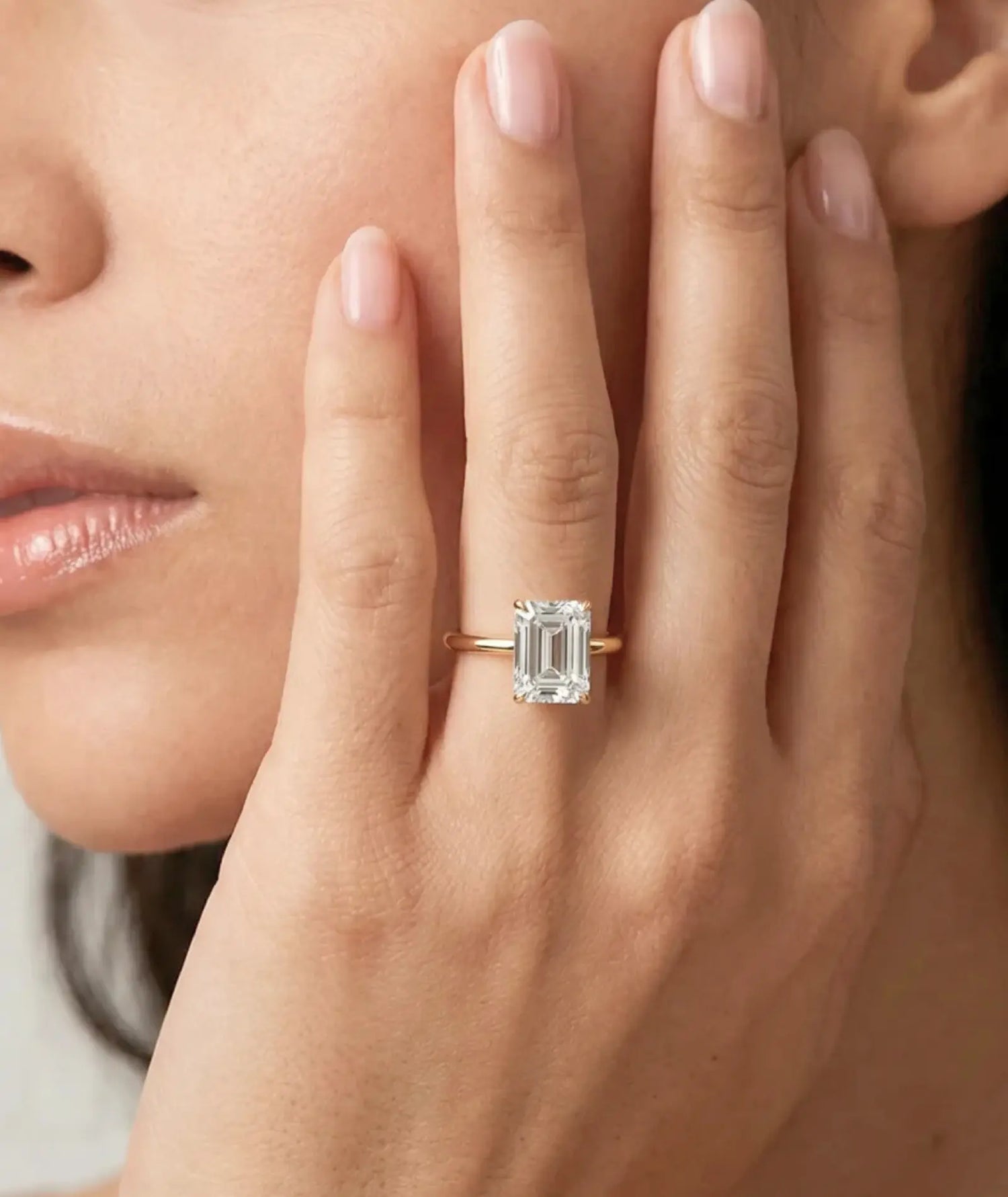 Emerald cut forlovelsesring gult gull 2,00 ct – Lab diamant