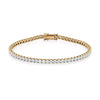 Tennisarmbånd i gult gull med 5 carat diamanter hvis liggene forfra 