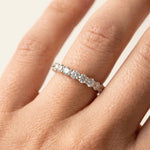 Alliansering i roségull 2,00 ct på hånd – kraftfull og feminin