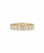 Asscher Cut Bezel Eternity Ring i 14K gult gull med 1,90 ct laboratoriedyrkede diamanter, bezelinnfatning.