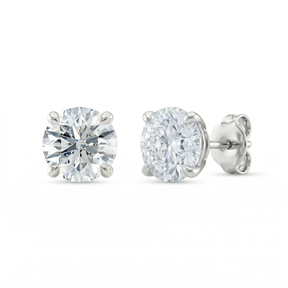 Diamantøredobber i hvitt gull 2x1 ct med 4 klør – lab diamant, front- og sidevisning