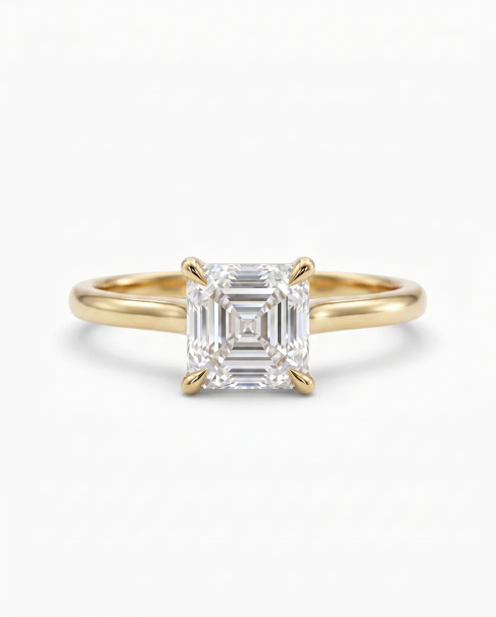 Diamantring i gult gull med Asscher cut lab-diamant på 1,00 ct