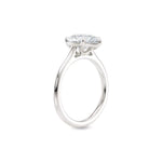 Diamantring dråpe  hvitt gull 2 ct lab diamant, vist stående fra siden, designet av Hartwell.