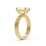 Sideprofil av diamantring 2,00 ct emerald cut cigar band 3 mm i gult gull