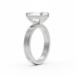Sideprofil av diamantring 2,00 ct emerald cut cigar band 3 mm i hvitt gull