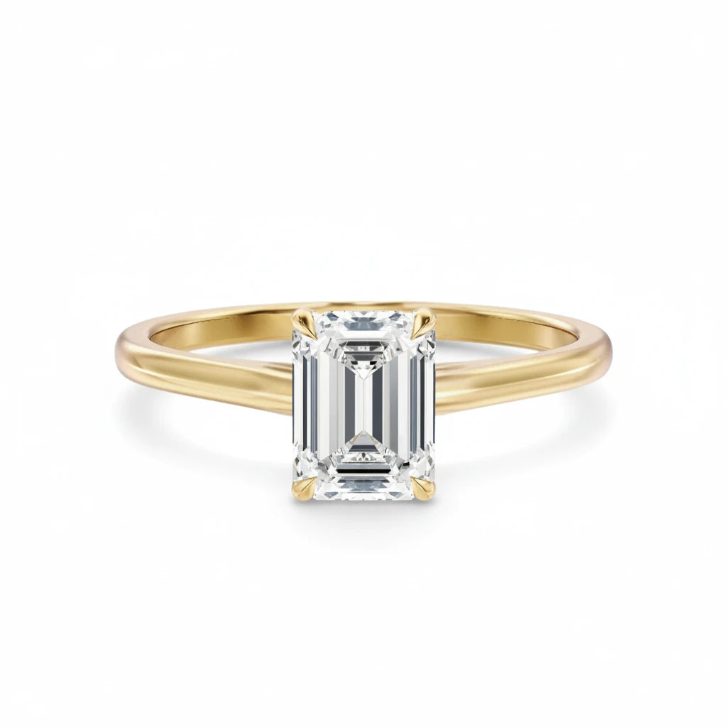 Diamantring i gult gull med emerald cut lab-diamant på 1,00 ct
