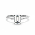 Diamantring i hvitt gull med emerald cut lab-diamant på 1,00 ct
