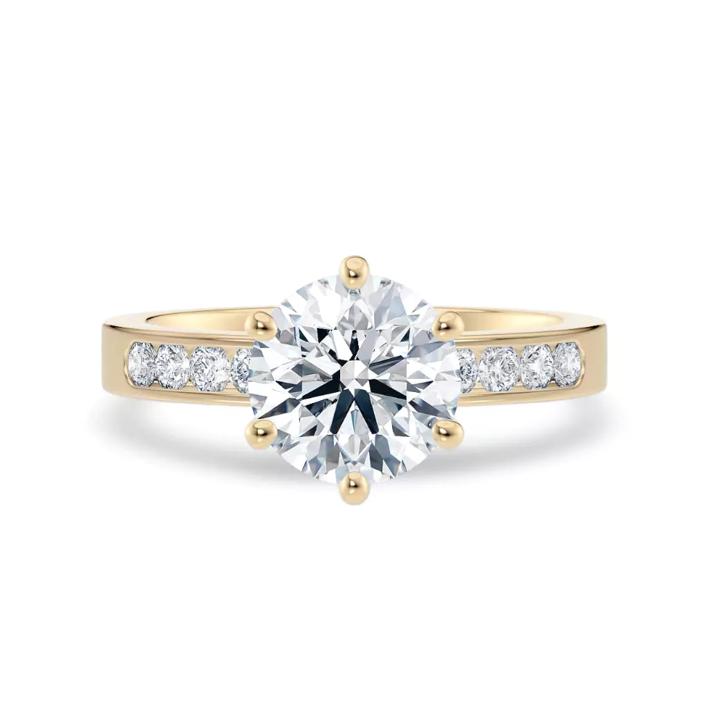 Diamantring kanalinnfatning gult gull med 2,35 ct med lab-diamant, vist liggende forfra, designet av Hartwell.

