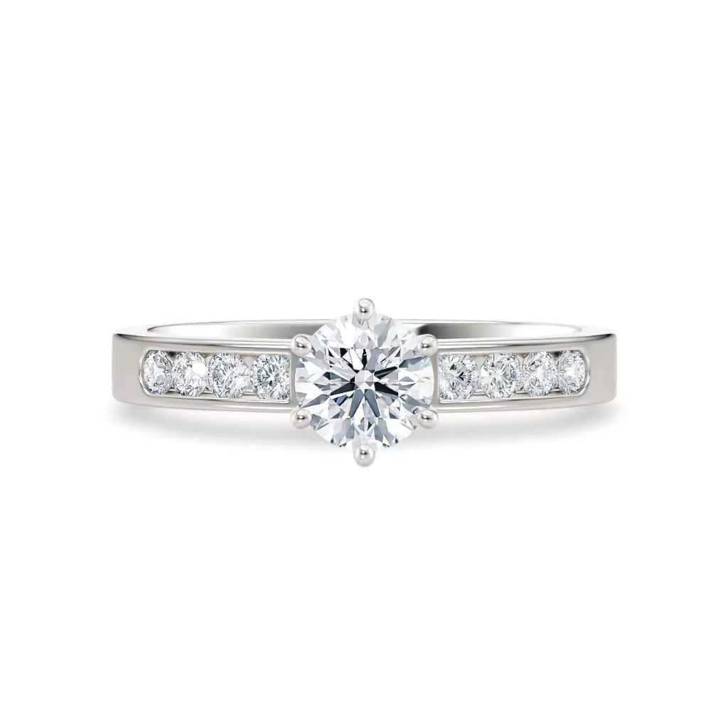 Diamantring kanalinnfatning i hvitt gull med 0,74 ct med lab-diamant, vist liggende forfra, designet av Hartwell.