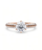 Diamantring knife edge pavé roségull med 1,40 ct med lab-diamant, vist liggende forfra, designet av Hartwell.