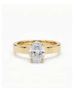 Diamantring oval 1,00 ct cigar band 3 mm i gult gull – Hartwell