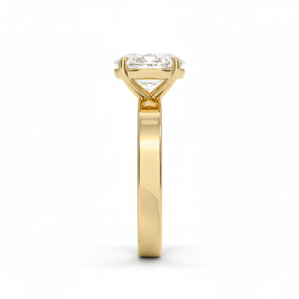 Oval diamantring 2,00 ct med 3 mm cigar band i gult gull