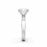 Oval diamantring 2,00 ct med 3 mm cigar band i hvitt gull