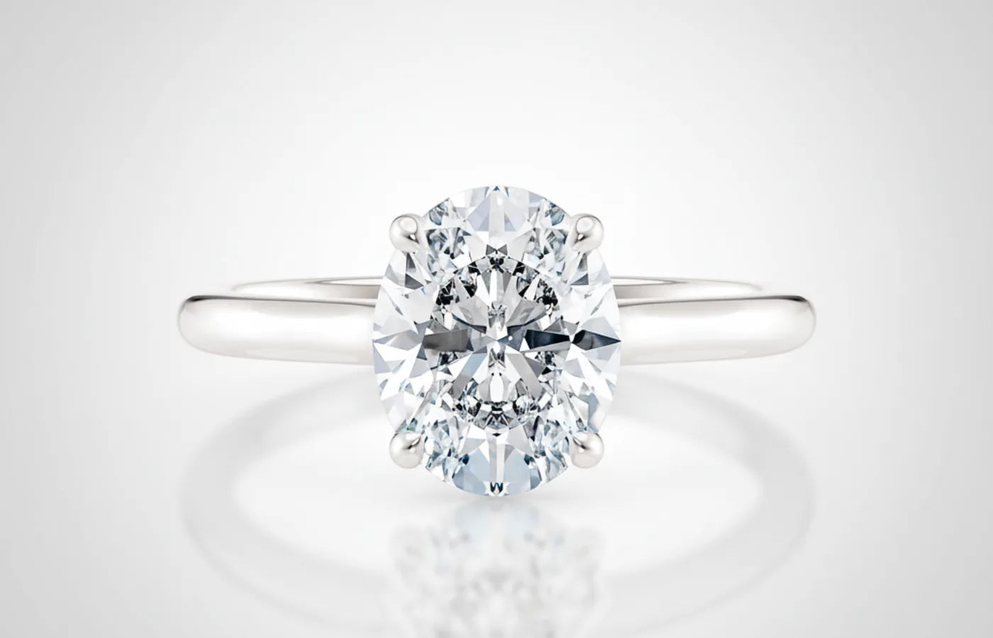 diamantring med oval diamant fra Hartwell