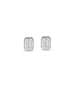 Emerald cut øredobber i bezelinnfatning, 1,00 ct, hvitt gull, forfra.