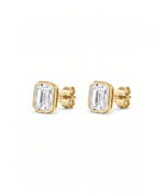 Emerald cut øredobber i bezelinnfatning, 2,00 ct, gult gull, sidevinkel.
