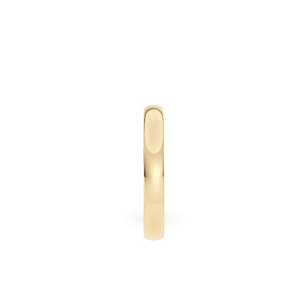 Giftering i gult gull 3 mm stående med fokus på ringskinnen – buet design i 14K gull.