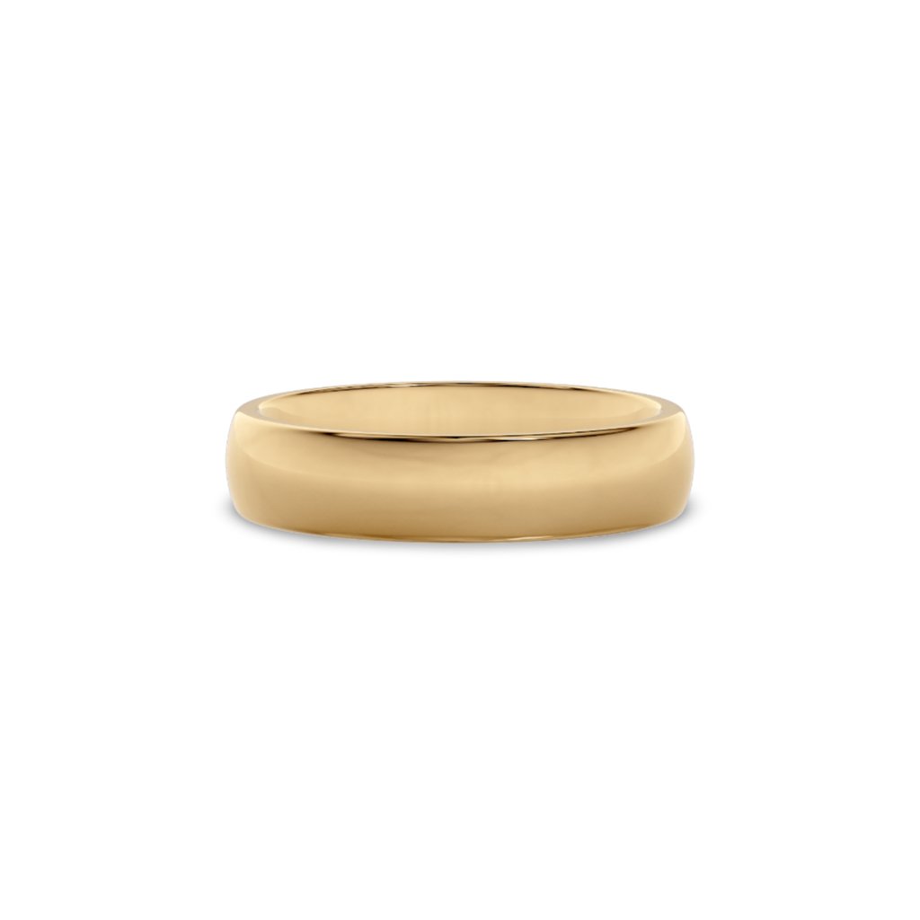 Giftering i gult gull 4,5 mm sett forfra – buet form og blankpolert overflate.