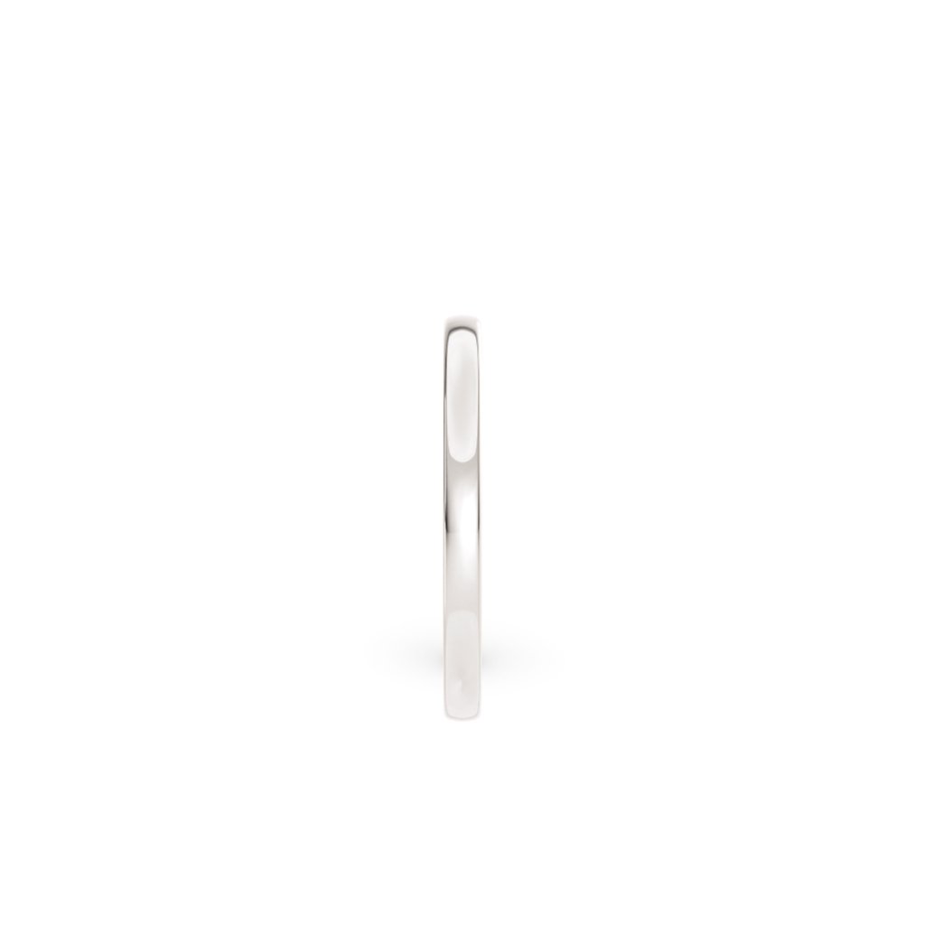Giftering i hvitt gull 2 mm stående med fokus på ringskinnen – smal og avrundet design.