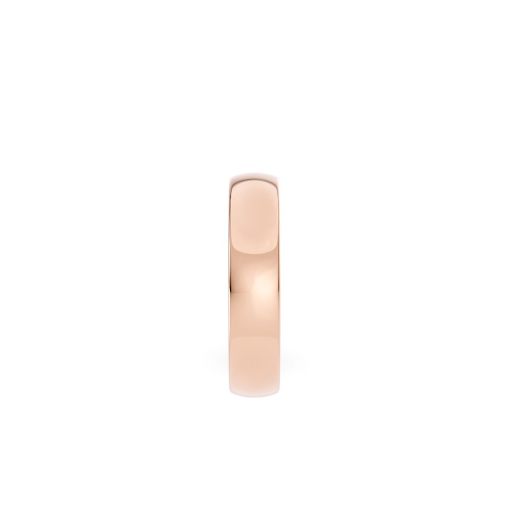 Giftering i roségull 4,5 mm stående med fokus på ringskinnen – buet design i 14K gull.