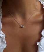 Marquise diamanthalskjede i kloinnfatning, 14K hvitt gull