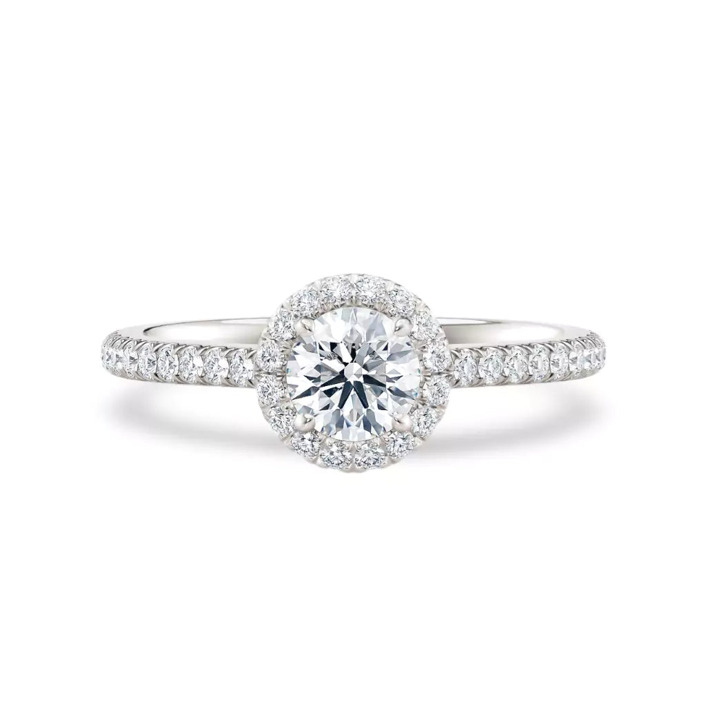 Rosettring hvitt gull, 0,82 ct lab diamant, vist liggende forfra, designet av Hartwell.