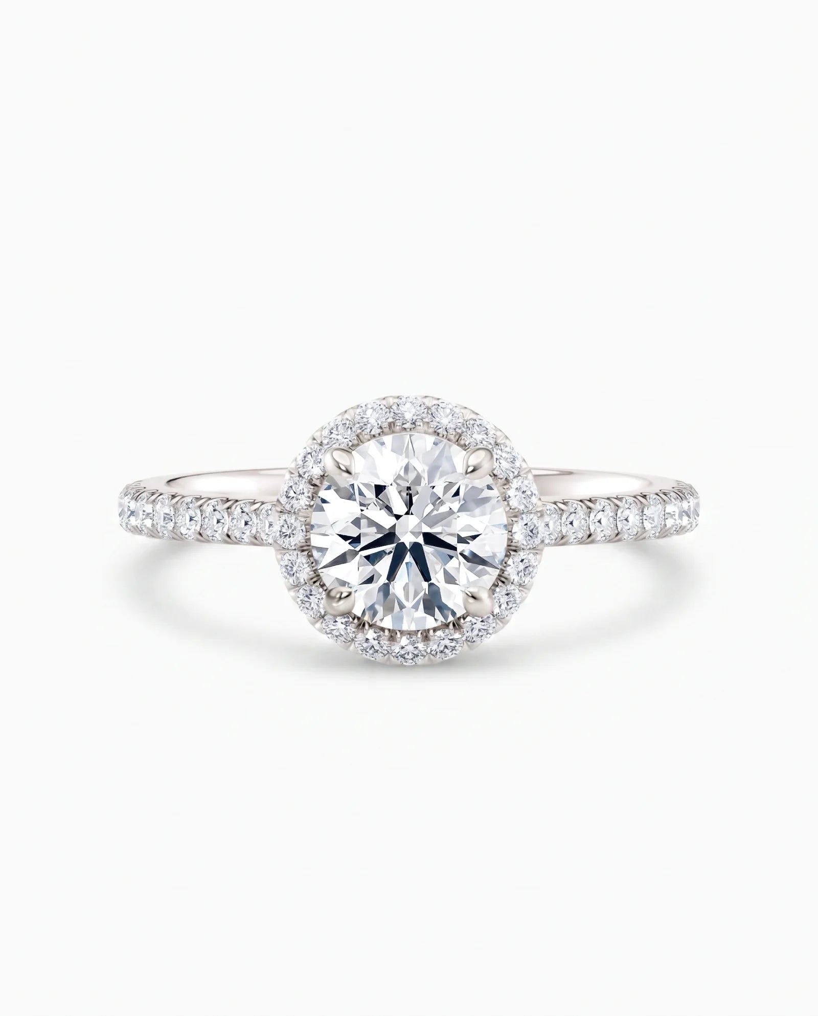 Rosettring hvitt gull, 1,46 ct lab diamant, vist liggende forfra, designet av Hartwell.