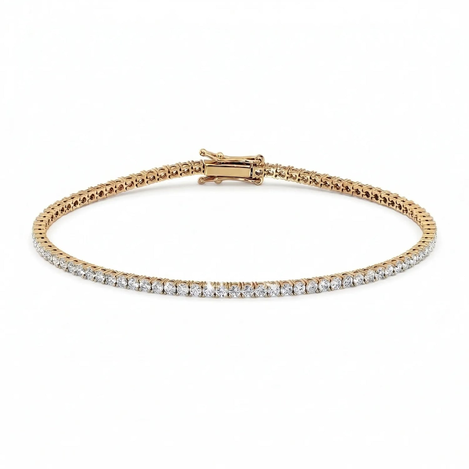 Tennisarmbånd gult gull 2,00 ct med lab diamanter vist liggende forfra.