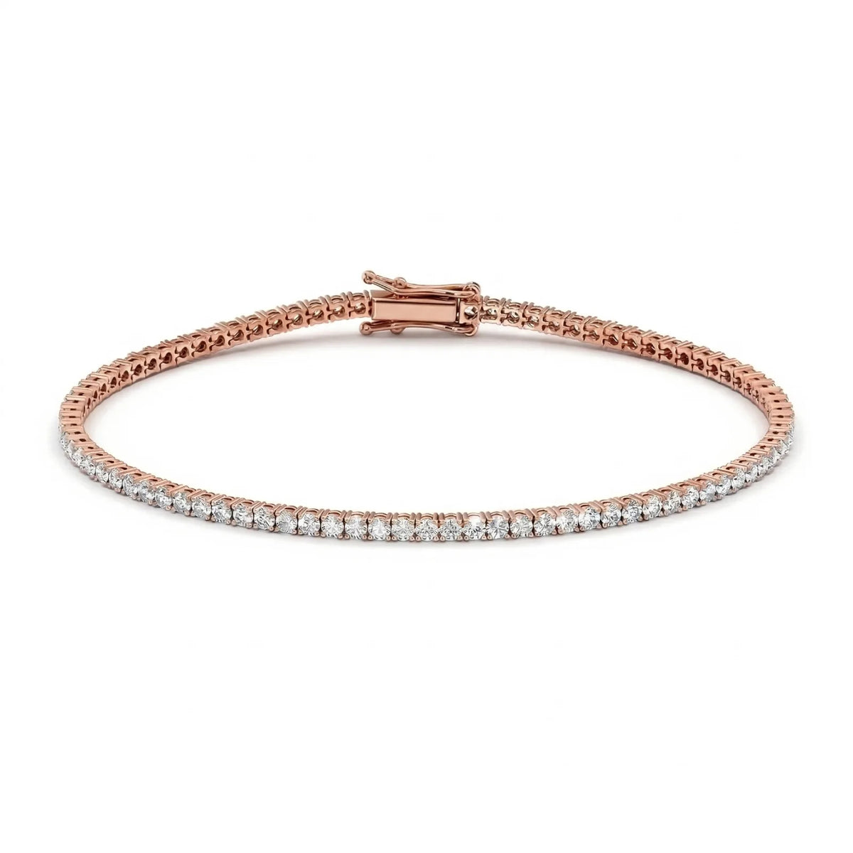 Tennisarmbånd i rosegull med 2 ct lab diamanter, vist liggende forfra,  designet av Hartwell 