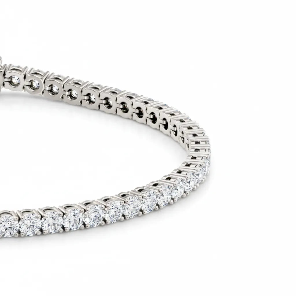 Tennisarmbånd i hvitt gull 5,00 ct med lab-diamanter – moderne frontvisning med klar glans og høy briljans.