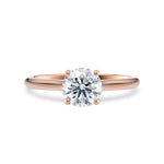 Tynn diamantring roségull 1 ct lab diamant, vist liggende forfra, designet av Hartwell.