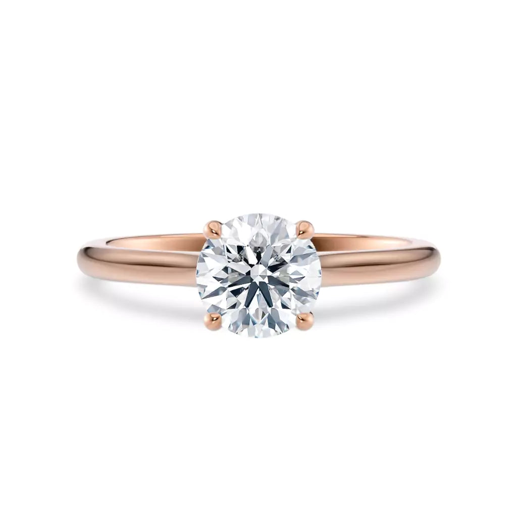 Tynn diamantring roségull 1 ct lab diamant, vist liggende forfra, designet av Hartwell.